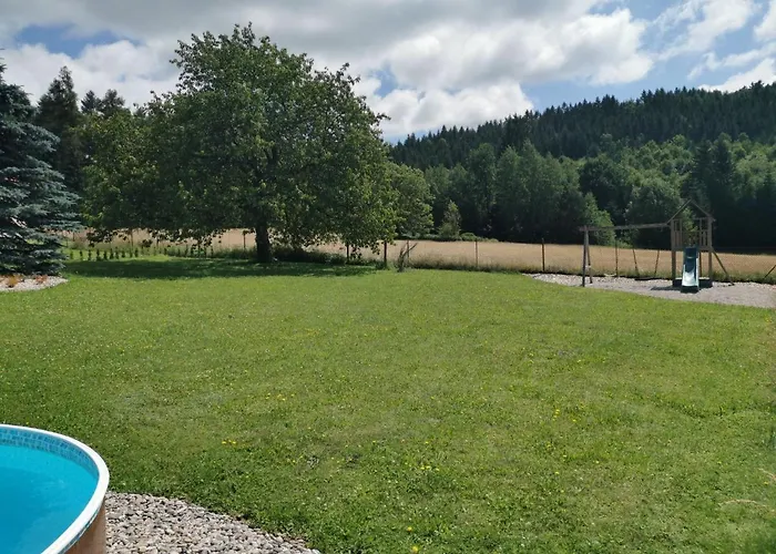 度假居 U Waltera Police nad Metují